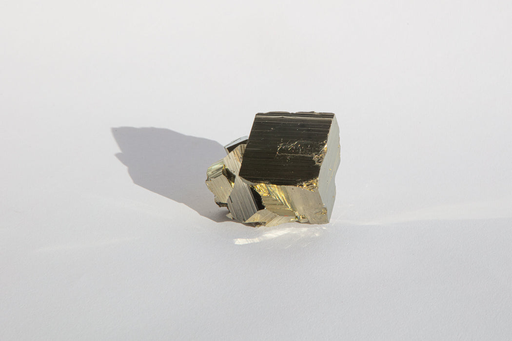 2: 2.63 x 2.5 x 2.15 inches - 450 g - $275